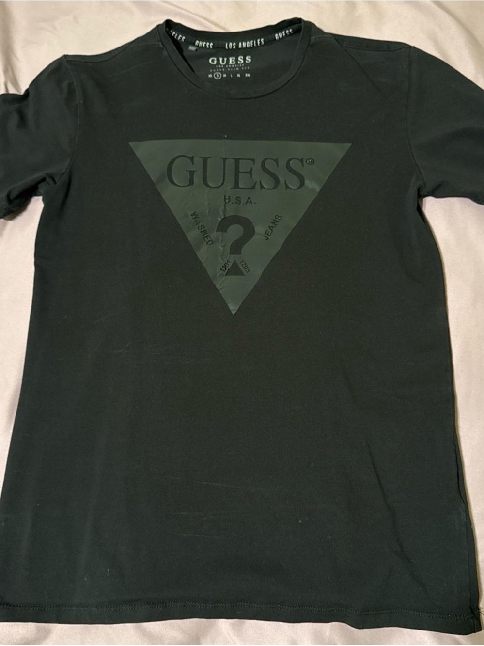 GUESS Men’s Black Short-Sleeve Logo Tee